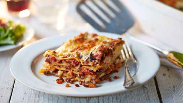 لازانيا بالسبانخ والجبن النباتي