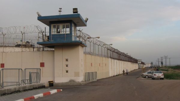 سجن اسرائيلي