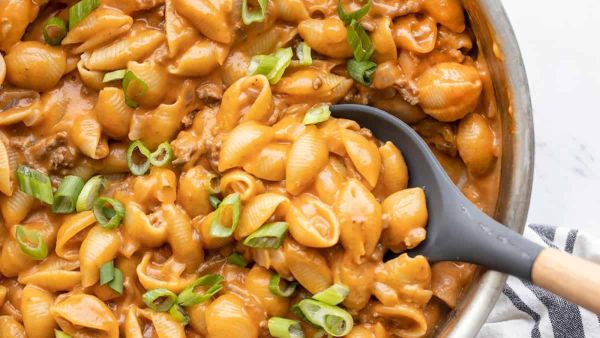 باستا بنكهة التشيز برجر 