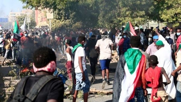 مقتل فتى برصاص الأمن السوداني خلال تظاهرة مناهضة للحكم العسكري