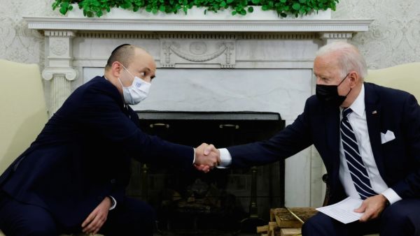 الرئيس الأمريكي جو بايدن ورئيس الوزراء الإسرائيلي نفتالي بينيت