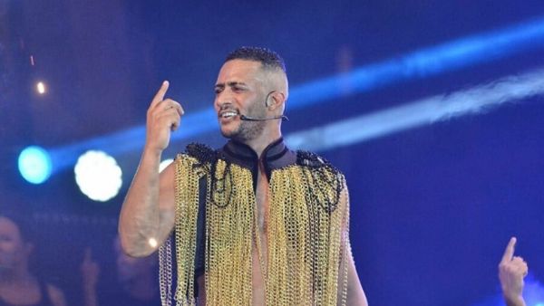 محمد رمضان يحظى بإعجاب الجمهور بسبب هذا التصرف في حفله بالسعودية..فيديو