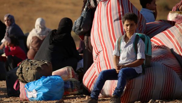 معظم اللاجئين على وشك الوقوع في براثن الفقر. 64٪ 