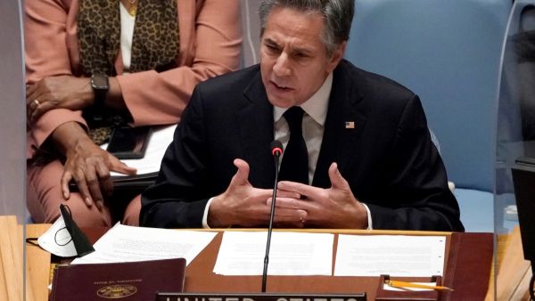 The United States has expelled 12 Russian diplomats