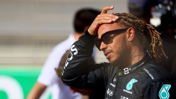 Mercedes' British driver Lewis Hamilton is pictured during the first day of the Formula One (F1) pre-season testing at the Bahrain International Circuit in the city of Sakhir on March 10, 2022. (Photo by Giuseppe CACACE / AFP)