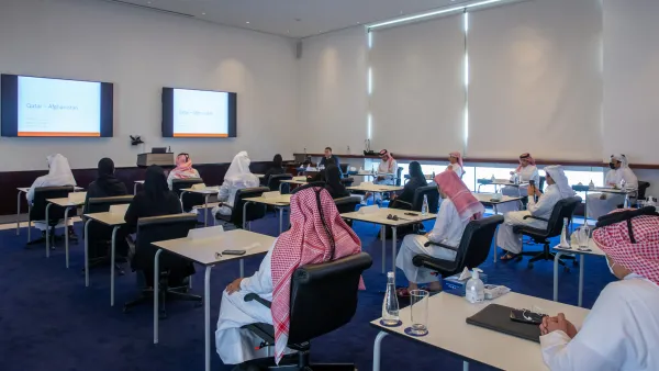 الدبلوماسيون القطريون يكتسبون معارف متقدمة في مجال الدبلوماسية الدولية عبر حوار مع الخبراء في برنامج ماجستير جورجتاون في مؤسسة قطر