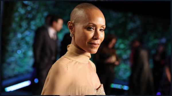 Pinkett Smith suffers from hair loss due to alopecia.