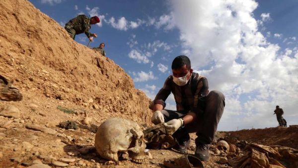 Iraq found mass grave