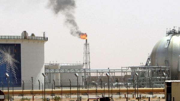 الحوثيون يستهدفون "أرامكو" في السعودية