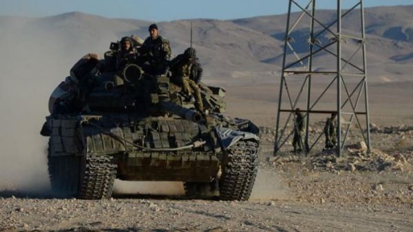 دبابة للجيش السوري في منطقة القلمون