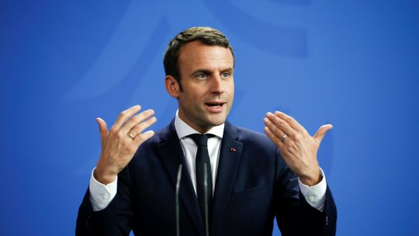 إيمانويل ماكرون
