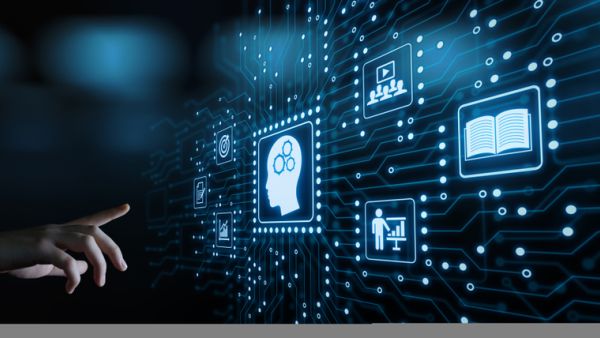 Global exhibition in Jeddah focuses on new technology in education