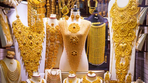 أسعار الذهب في دبي اليوم: سعر الجرام عيار 24 يقفز إلى 239 درهم