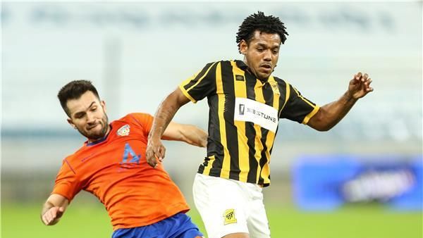 من مواجهة سابقة بين الاتحاد والفيحاء (المصدر: كووورة)