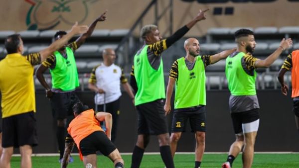 الاتحاد يستعد لملاقاة الفيحاء اليوم (المصدر: كووورة)