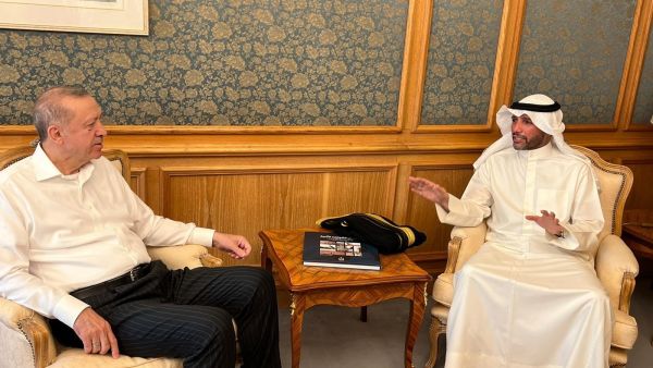 أردوغان مستقبلا الغانم