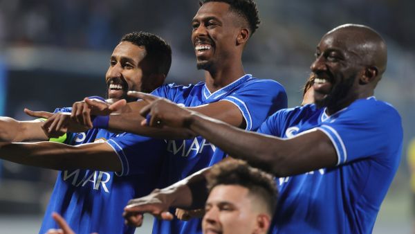 الهلال يواجه استقلال دوشنبه اليوم
