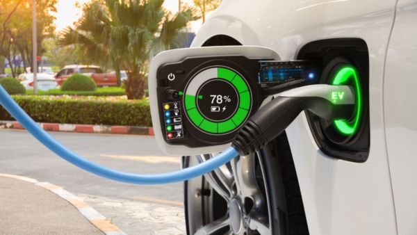 أفضل 6 سيارات كهربائية في عام 2022