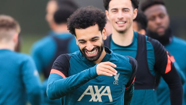 ليفربول يواجه فياريال اليوم بقيادة محمد صلاح (أ ف ب)