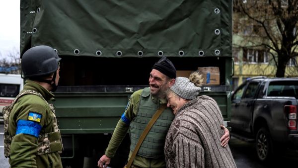Humanitarian corridors allow 4,217 Ukrainian civilians to evacuate dangerous regions