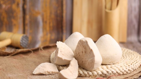 Jameed making, a tradition handed down generations