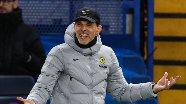 Chelsea's German head coach Thomas Tuchel reacts during the UEFA Champions League Quarter-final first leg football match between Chelsea and Real Madrid at Stamford Bridge stadium in London, on April 6, 2022. (Photo by Adrian DENNIS / AFP)