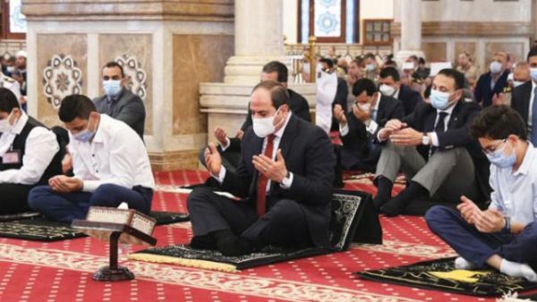  تمر فيه البلاد بتحديات اقتصادية تفاقمت منذ الغزو الروسي لأوكرانيا، وانتقادات بسبب ملف حقوق الإنسان.