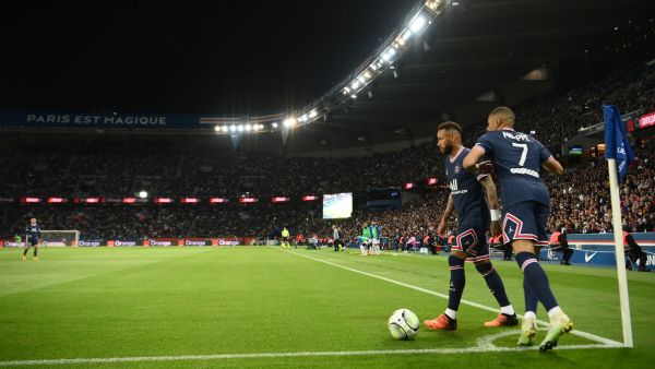 باريس سان جيرمان يتعادل مع تروا (المصدر: أ ف ب)