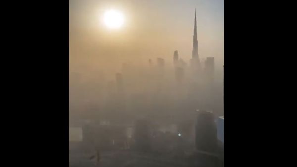 برج خليفة غاب عن الرؤية