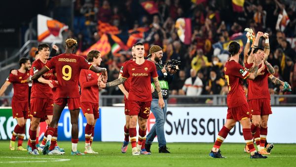 روما يواجه تورينو قبل أيام من نهائي دوري المؤتمر الأوروبي (المصدر: أ ف ب)