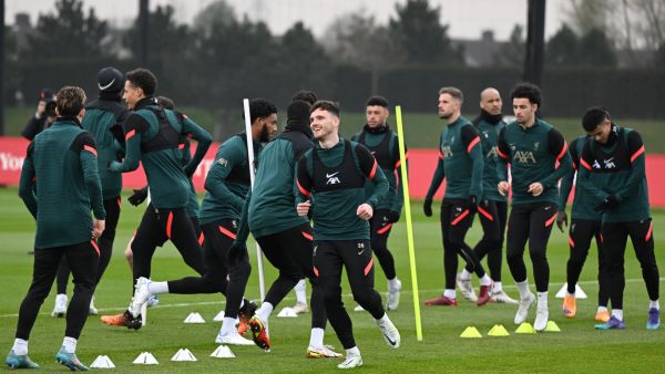 ليفربول يستعد لمواجهة تشيلسي اليوم (المصدر: أ ف ب)