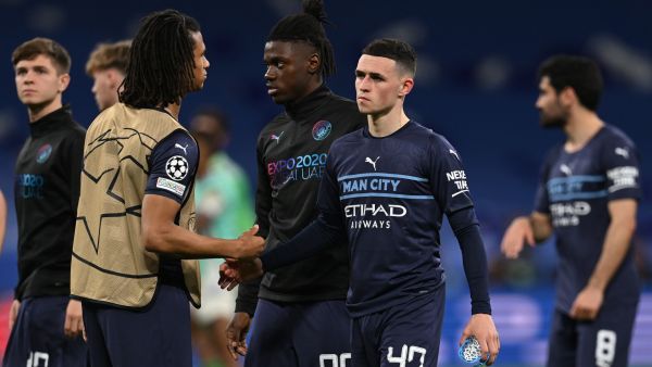 مانشستر سيتي مطالب بالفوز من أجل ضمان تحقيق اللقب اليوم (المصدر: أ ف ب)