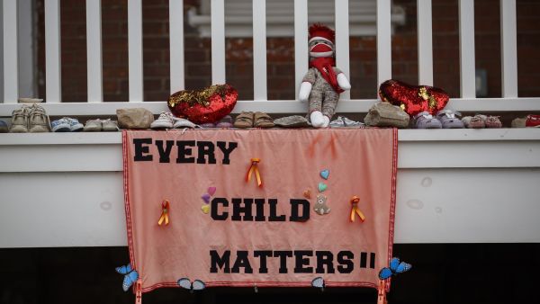 Commemoration ceremony held for discovery of indigenous children graves in Canada