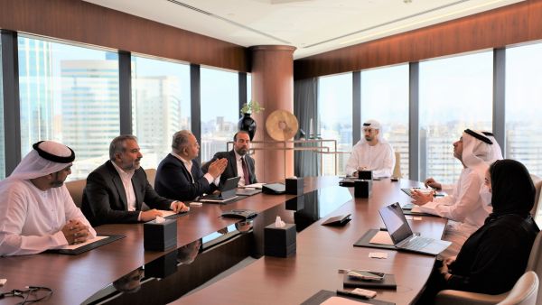 غرفة دبي للاقتصاد الرقمي تبحث مع مجموعة "إكويتي" زيادة مساهمة القطاعات الرقمية في تعزيز التنمية الاقتصادية وفق رؤية محمد بن راشد