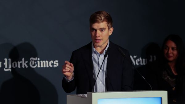 Experts Dive Into the Metaverse at Qatardebate Event With New York Times in Davos