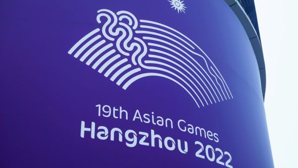 A logo of the 2022 Asian Games is seen in Hangzhou, in China's eastern Zhejiang province on May 6, 2022. (Photo by AFP)
