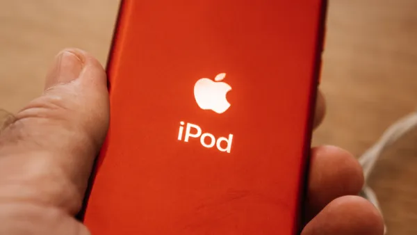 Apple Discontinues iPod Touch after 21 Years