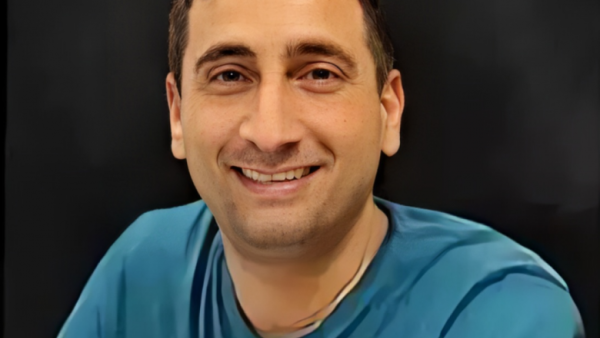  أيوب انتظاري