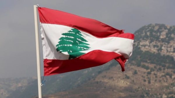 علم لبنان