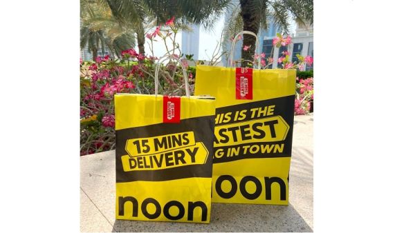 JVC is the latest neighborhood to welcome a noon in minutes hub, joining Downtown Dubai, Business Bay, Bur Dubai, D3, Town Square, Mira, JVT and Dubai Marina. noon In Minutes, Delivery Within 15 Minutes, Is Now Live In JVC