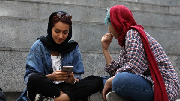 مناسبات بلا حجاب في ايران