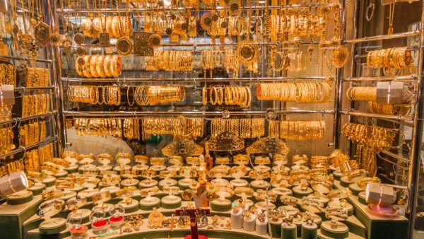 Gold Prices in Dubai Today: 24K Trading at Dh222 Per Gram