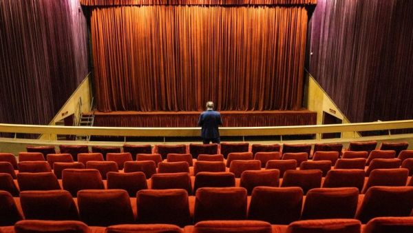 Empty seats 