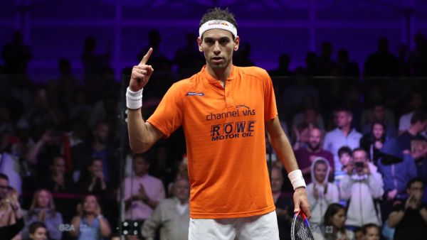 Egypt's Mohamed el-Shorbagy reacts after winning the PSA Dubai Squash World Series Finals 2018 at Dubai Emirates Golf club in Dubai on June 9, 2018. (Photo by KARIM SAHIB / AFP)