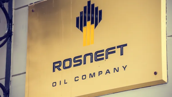 Russia's Rosneft Mulls Creating a Dubai-Based Oil Trading Unit: Report