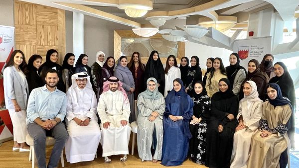 مؤسسة المبرّة الخليفية تحتفي بخريجي برنامج رايات للمنح الدراسية