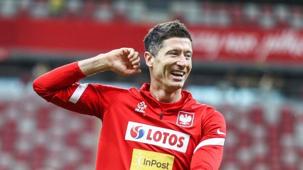 Robert Lewandowski (Credit: @lewy_official)