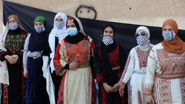 Palestinian embroidered dresses 
