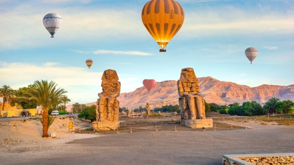 hot air balloon