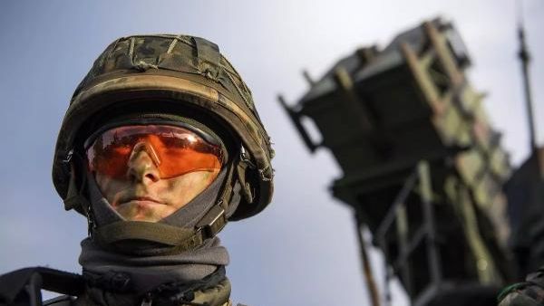 أسلحة ومساعدات لاوكرانيا